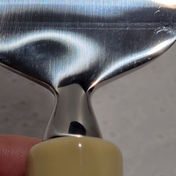 Fiesta Ivory ceramic handled pie cake lifter utensil server - Picture 10 of 11